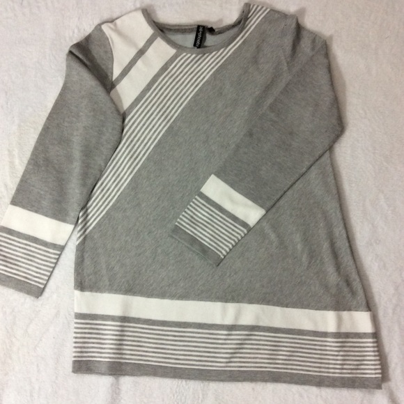 GRAY ASYMMETRICAL TUNIC SWEATER - Picture 2 of 10